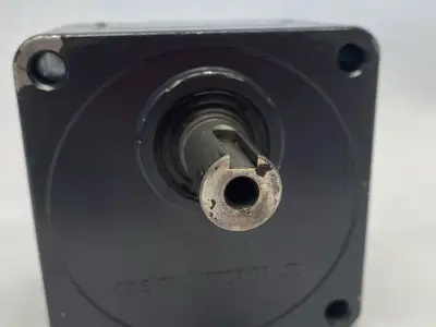New | in-Stock Oriental Motor Gearhead, Parallel Shaft, (9:1) Speed Reducers Michigan US | Maverick Industrial Sales #1395324