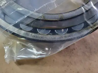 NEW SKF 23032 CCK/C3W33