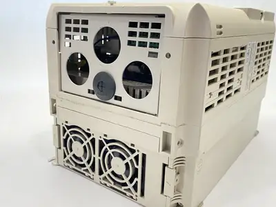 USED YASKAWA P7 VARISPEED IQ PUMP CONTROLLER DRIVE 3PH 27A 480V