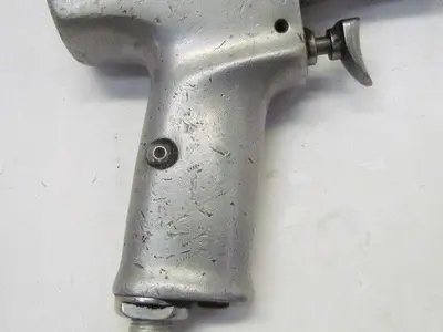 Stanley Model D40P-5 500 rpm Air Pneumatic Drill Nutrunner Jacobs Chuck 1/2"