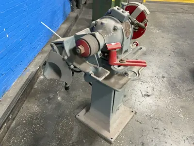 Used U.S ELECTRIC TOOL COMPANY 70 Pedestal Type Grinders (Double End) Ohio US | HGR 24 #1329043