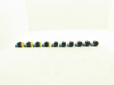 Fuji Electric Pushbutton Black & Green Flush Yellow Mushroom Momentary Lot of 10