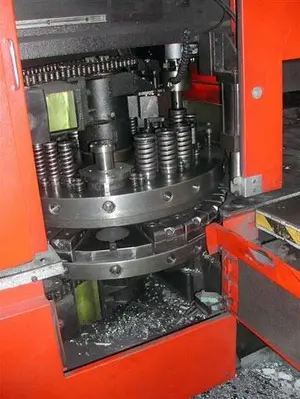 USED AMADA ARCADE 210 CNC