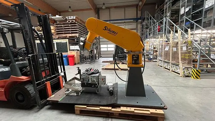 Used 2018 STÄUBLI RX160 Robots | UCY Industrial GmbH #387350