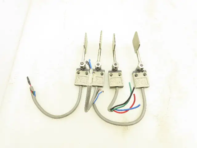 Omron D4C-1620 Limit Switch 250V Lot Of 4