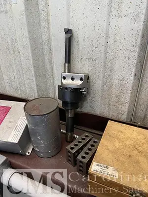 USED LEGUN REPUBLIC VERTICAL MILL WITH TOOLING