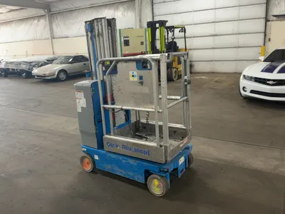 Used 2017 GENIE GR-20 RUNABOUT Vertical Mast Lifts Michigan US | Miedema Asset Management Group #1406881