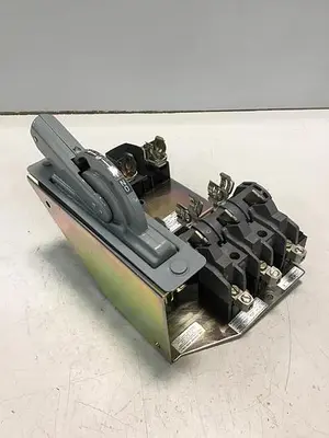 USED ALLEN BRADLEY 1494F-R666
