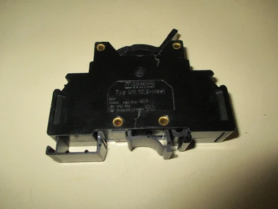 USED Phoenix Contact TYP UK 10,3-Hesi