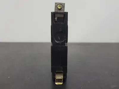 USED SQUARE D QO120