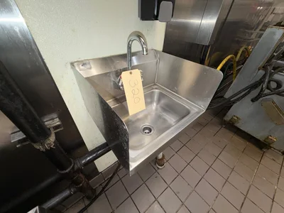 Used _UNKNOWN_ _UNKNOWN_ Sinks Georgia US | Auction Management Corporation #1548559