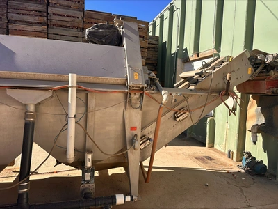 Used _UNKNOWN_ _UNKNOWN_ Food Washing Idaho US | Tri-Steel Manufacturing #1557065