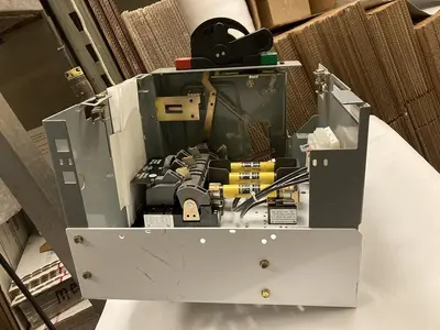USED ALLEN-BRADLEY 2192F-BJC-24R-111 Q