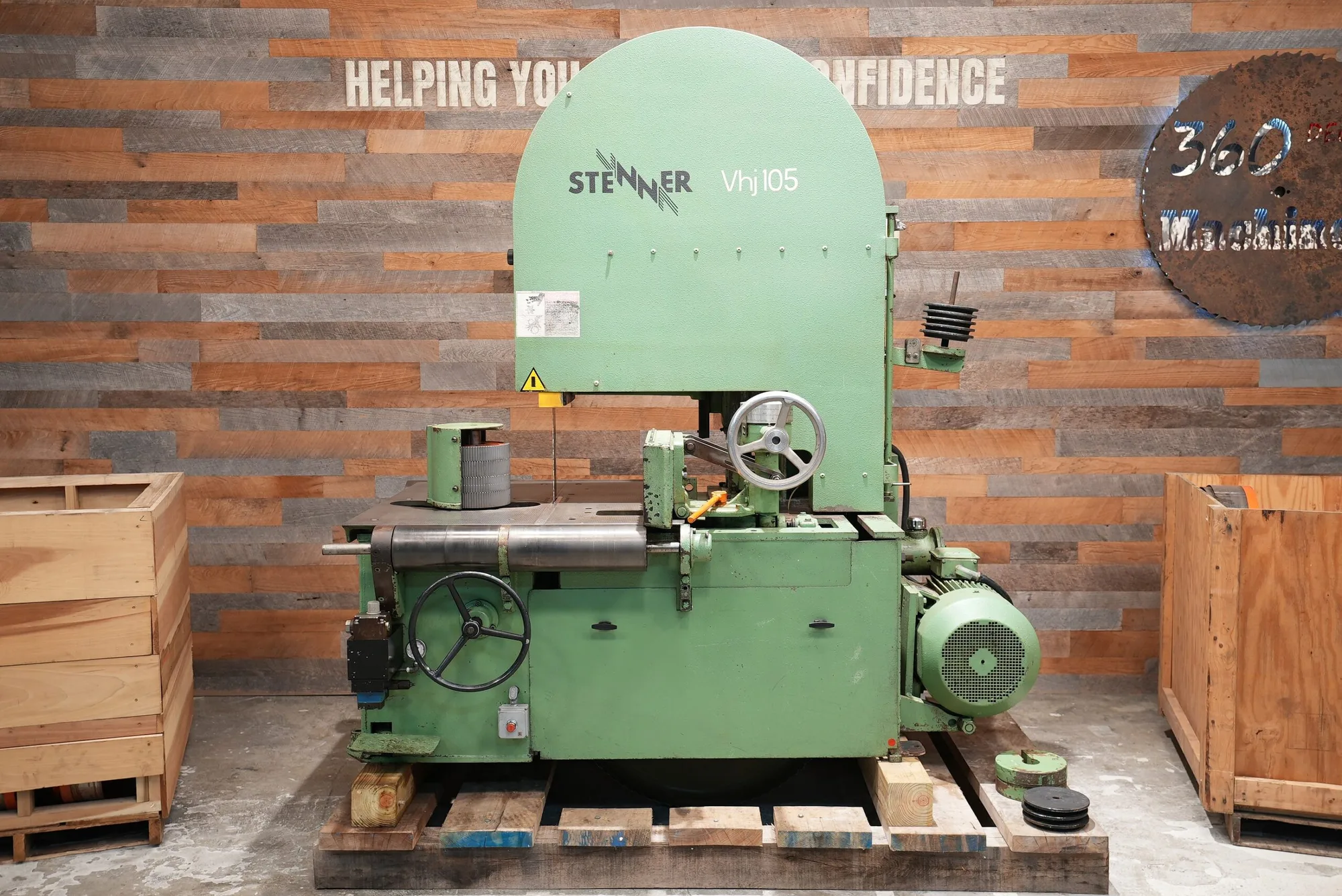 Stenner VHJ 105 – 42″ Vertical Resaw