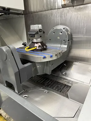 2016 HAAS UMC-750SS Vertical Machining Centers (5-Axis or More) | Machinery Resources International (7)