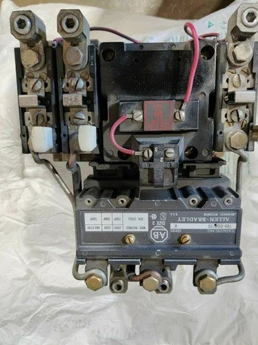 ALLEN-BRADLEY 709-D0B103 SERIES K SIZE 3 71A86 3 POLE UNIT 120V coil