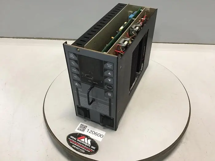 USED HUSKY 9152