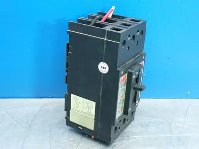 Used ABB UXAB727131R103 Circuit Breakers Ohio US | HGR 24 #981412