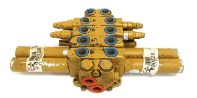 NEW HUSCO L90C782 SPOOL VALVE 5000-D141D 8902128-99