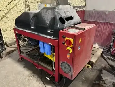 USED 2013 OMAX MAXIEM 1530