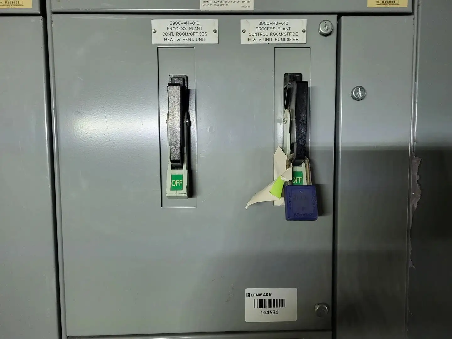 Dual 15A Circuit Breaker MCC Bucket