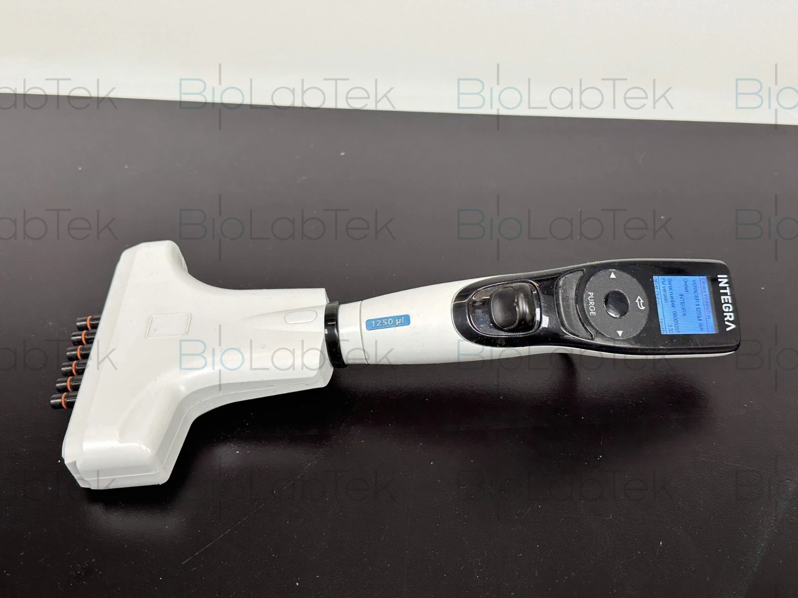 USED Integra Voyager II