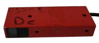 USED LEUZE ELECTRONIC PRK 72/4 PHOTOELECTRIC SENSOR