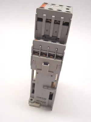 USED SPRECHER + SCHUH CONTACT RELAY