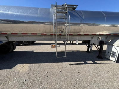 Used 2008 WALKER MILK TANKER TRAILER Liquid Supply Trailers Michigan US | Miedema Asset Management Group #1709536