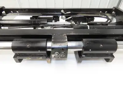 Hyster E80XN Forklift Carriage Fork Positioner 47" Width 7000lbs Class 4 READ