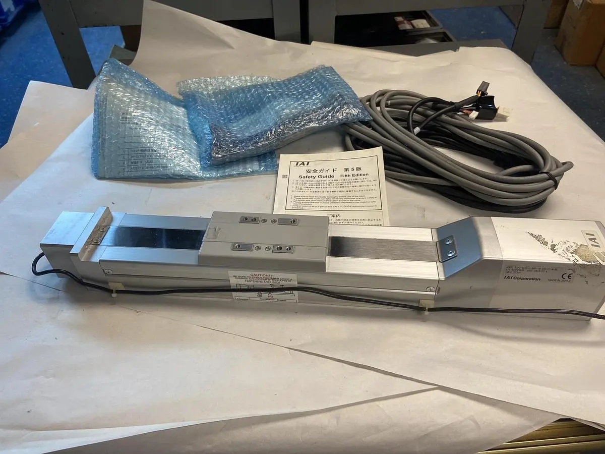 USED IAI RCP2-SA7C-1-56P-16-200-P1-M-BE