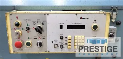 USED 1986 AMADA M-2060