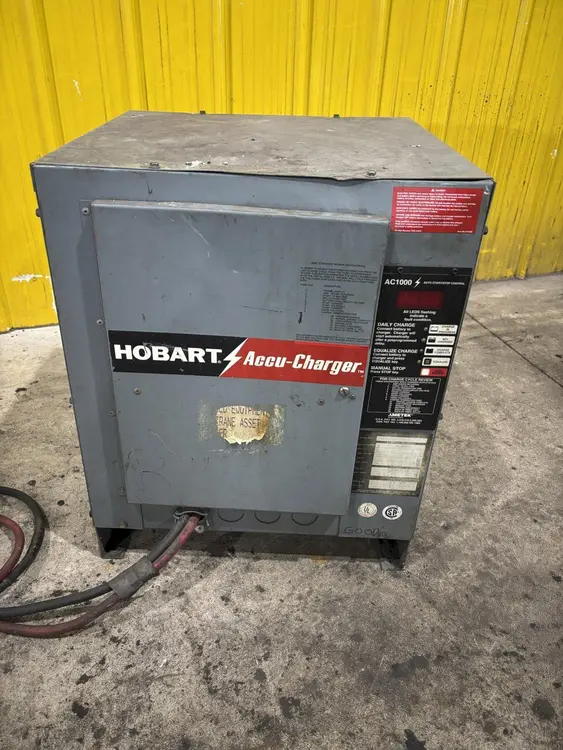 Used HOBART _UNKNOWN_ Battery Chargers Ohio US | Yoder Brothers machinery #370099