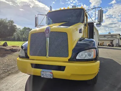 USED 2014 KENWORTH T370