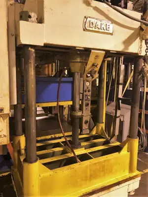 USED USED DAKE PRESSES DAKE 27-537 PRESS