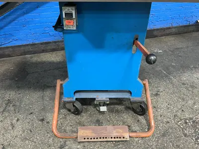 Used _UNKNOWN_ _UNKNOWN_ Vertical Band Saws Ohio US | HGR 24 #1406059