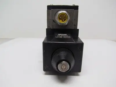Vickers 02-119493 DG454LW 012 C B 60 Hydraulic Directional Control Valve