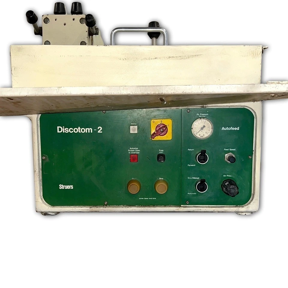 Item# L150 Struers Discotom-2 Manual 10″ Saw