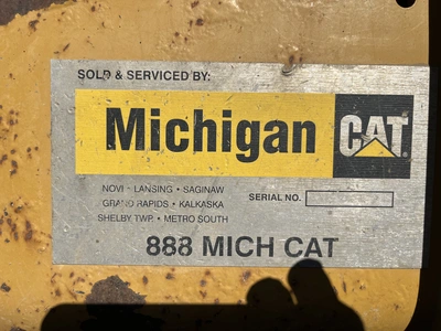 USED 2015 CAT 277D