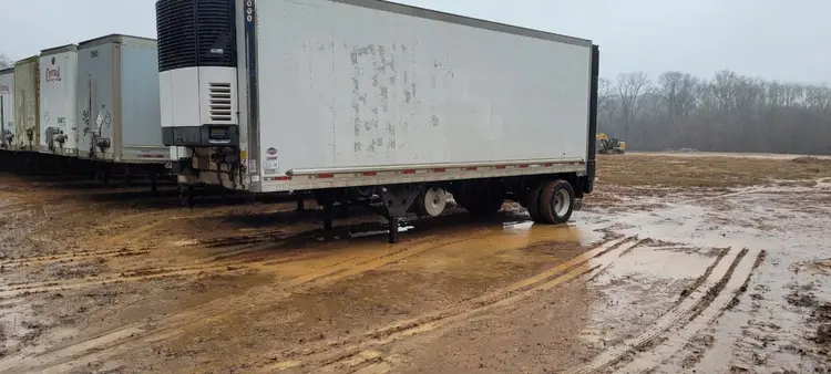 Used 2011 UTILITY 28 FOOT WITH LIFTGATE Reefer Trailers Georgia US | Atlanta Truck Equipment #1297324