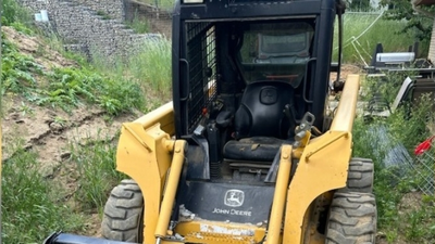 USED 2008 Deere 317