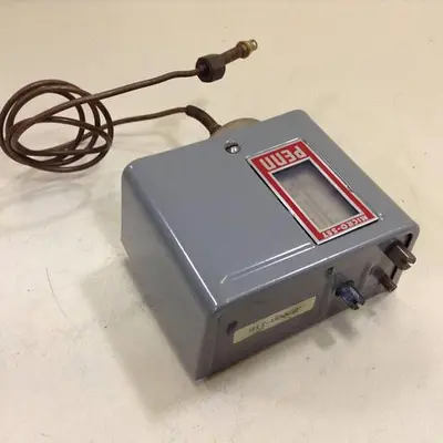 USED JOHNSON CONTROLS P70AA-116