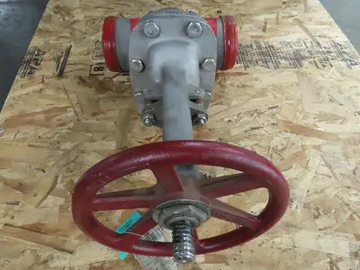Ladish 8276-2114-40D Manual Wedge Gate Valve 4" Buttweld 150# CF8M SS 275 PSI