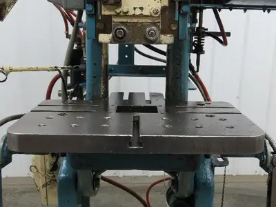 L&J No 2 Mechanical OBI Punch Press 18 Ton 2" Stroke 5-1/2" Throat 1.5Hp 3Ph