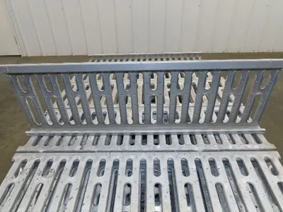 Interlake 9"x 30" Galvanized Steel Slotted Pallet Racking Deck 34"D Rack 100pcs