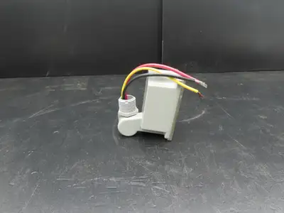 Area Lighting Research SPT-168 Photoelectric Switch 205-277VAC 2000W Lot of 11