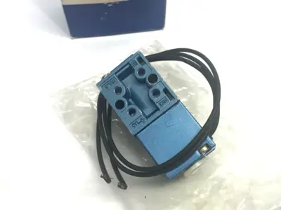 New | in-Stock MAC Valves Single Operator Solenoid Valve 12VDC, 8.5W Solenoid Valves Michigan US | Maverick Industrial Sales #1392550