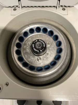 Eppendorf 5415C Benchtop Centrifuge 14000RPM
