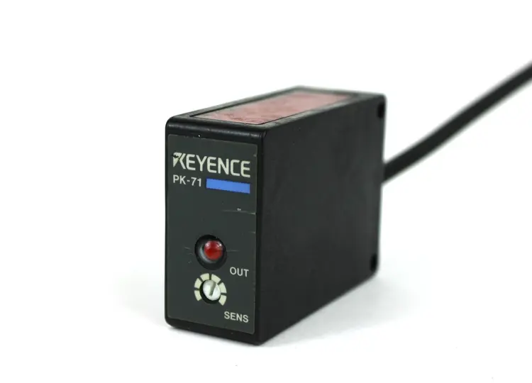 Used KEYENCE PK-71 Photoelectric Sensors Kentucky US | Industrial Parts R Us Inc. #357060