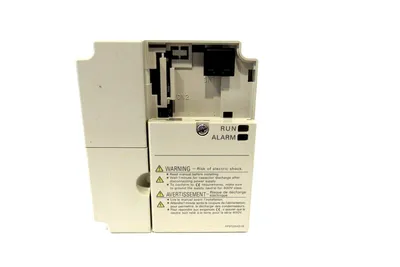 USED YASKAWA CIMR-V7SU21P5 DRIVE CIMRV7SU21P5